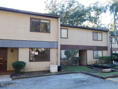 710 Oaks Field Rd, Jacksonville, FL 32211 - photo 4