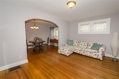 1513 N Bosart Ave, Indianapolis, IN 46201 - photo 4