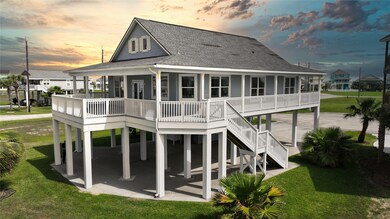 With access to Galveston and just 3.5 mi. from the