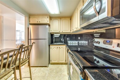 999 Brickell Bay Dr #1906 kitchen second view point