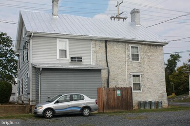 190 N Massanutten St, Strasburg, VA 22657 - photo 4