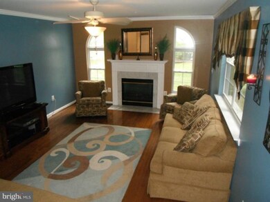 8025 Settle Ct, Waldorf, MD 20603 - photo 3