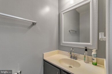 6026 Saint Moritz Dr, Temple Hills, MD 20748 - photo 7