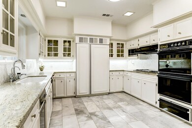 11607 Flintwood Ct, Houston, TX 77024 - photo 5