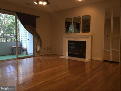 13706 Modrad Way unit 7-A-33, Silver Spring, MD 20904 - photo 2