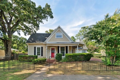 722 E 2nd St, Chandler, OK 74834 - photo 2