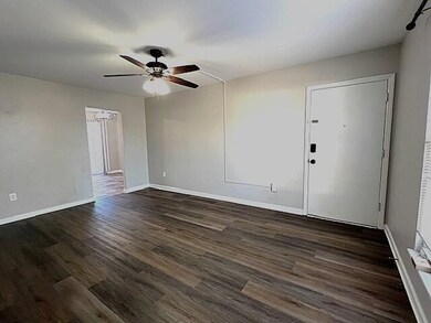 IMG_6585 Living room 2