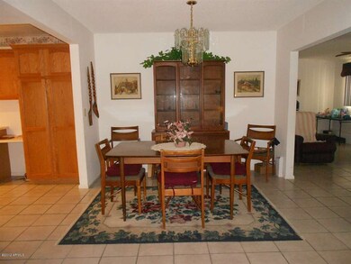 FORMAL DINING AREA