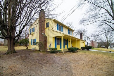 26 Monmouth Dr, Riverside, RI 02915 - photo 3