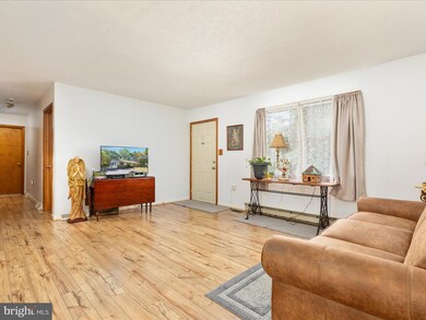 129 Little Creek Trail, Berkeley Springs, WV 25411 - photo 4