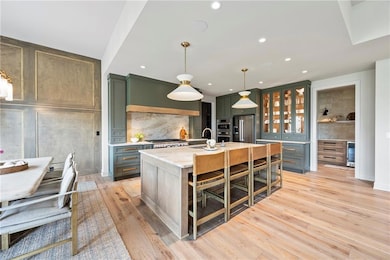 16700 Parkhill St, Overland Park, KS 66221 - photo 6