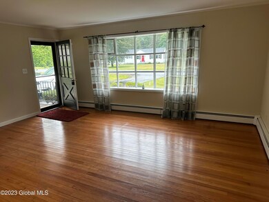 168 Jones Rd, Saratoga Springs, NY 12866 - photo 2