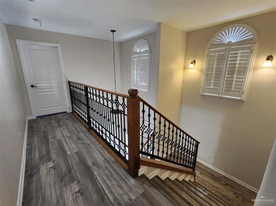 1401 International St, Edinburg, TX 78539 - photo 6