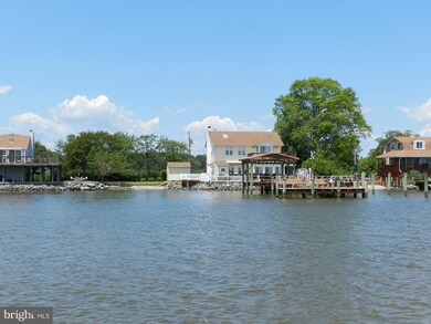 102 Beach Dr, Colonial Beach, VA 22443 - photo 3