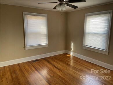 607 Salisbury Rd, Statesville, NC 28677 - photo 7