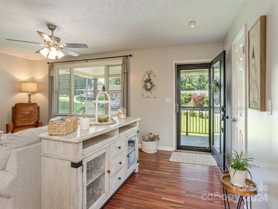 460 Beach Dr, Hendersonville, NC 28792 - photo 4