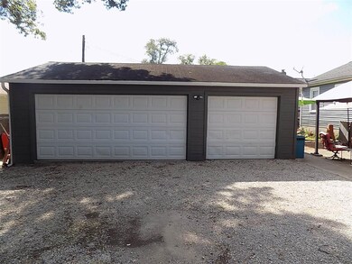 111 W 1st St, Newburgh, IN 47630 - photo 6