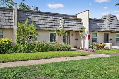 404 Cordova Green unit 404, Seminole, FL 33777 - photo 2