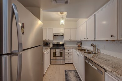 2612 Ridgewood St, Houston, TX 77006 - photo 7