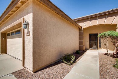 4158 E Peach Tree Drive-small-003-22-Ext