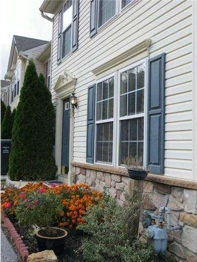 153 Maple Ave, Coatesville, PA 19320 - photo 4