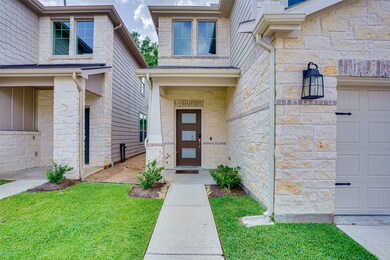 5128 Aedan Oak St, Houston, TX 77018 - photo 4