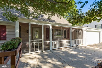 13132 Melville Ln, Fairfax, VA 22033 - photo 2