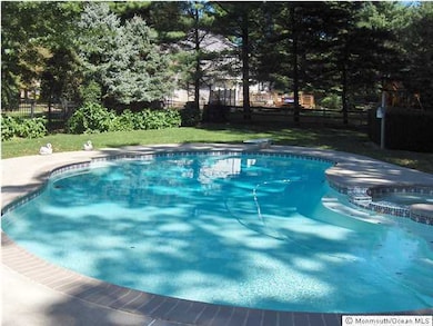 39 Ladwood Dr, Holmdel, NJ 07733 - photo 2