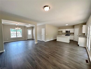 1566 Brookdale Dr, Asheboro, NC 27205 - photo 6