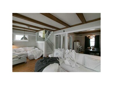 Living Room-L1.