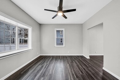 11 Carpenter Ct, Springfield, MA 01109 - photo 7