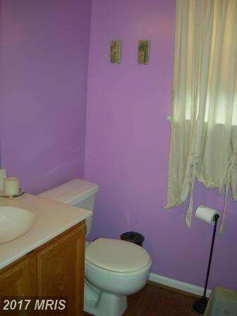 19926 Gateshead Cir, Germantown, MD 20876 - photo 6