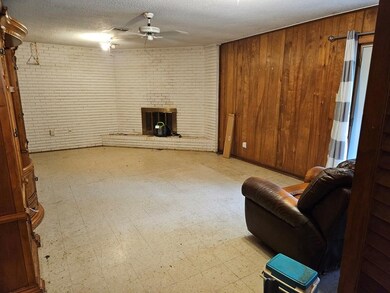 1306 Sally Dr, Picayune, MS 39466 - photo 4