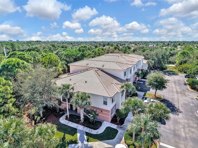 2101 Myrtlewood Cir E, Palm Beach Gardens, FL 33418 - photo 3