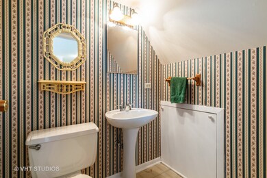 1/2 Bath
