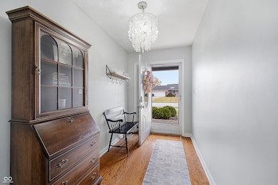 7716 Tanager Ln, Indianapolis, IN 46256 - photo 4