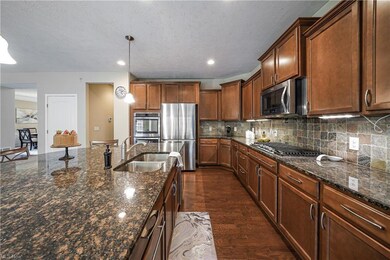 700 Shannon Place, Aurora, OH 44202 - photo 5