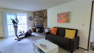 7514 208th St SW unit D203, Edmonds, WA 98026 - photo 2