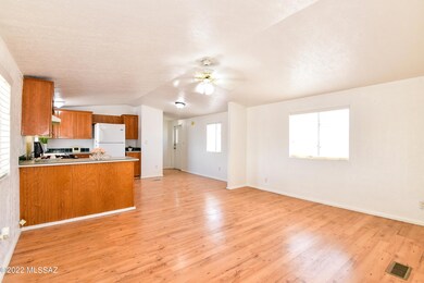 3000 E Cottonwood Club Ln, Tucson, AZ 85706 - photo 7
