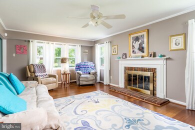 12314 Shadetree Ln, Laurel, MD 20708 - photo 7