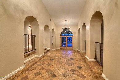 Foyer/Gallery