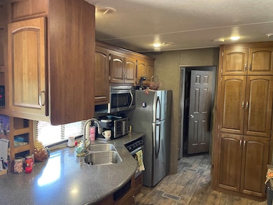 895 Hassell Dr, Clifton, TN 38425 - photo 2