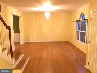 2 Pioneer Cir, Woodbury, NJ 08096 - photo 4