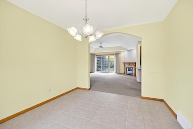 4733 Westbrook Ct, Appleton, WI 54913 - photo 6