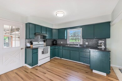 7411SGreenAve-4