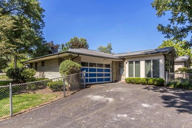 Side Exterior/ Garage