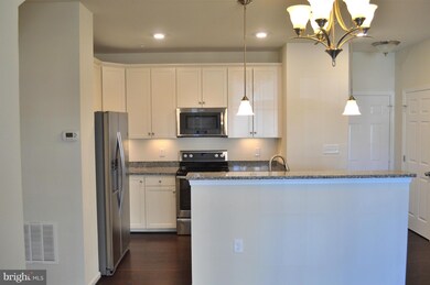 43555 Helmsdale Terrace unit 12A7, Chantilly, VA 20152 - photo 2