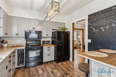 1017 Washington Ave, Findlay, OH 45840 - photo 4