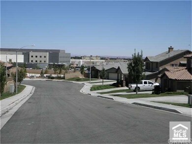 Quiet, beautiful neighorhood, close to everything,