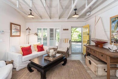 Must See Property-small-005-25-Living Ro